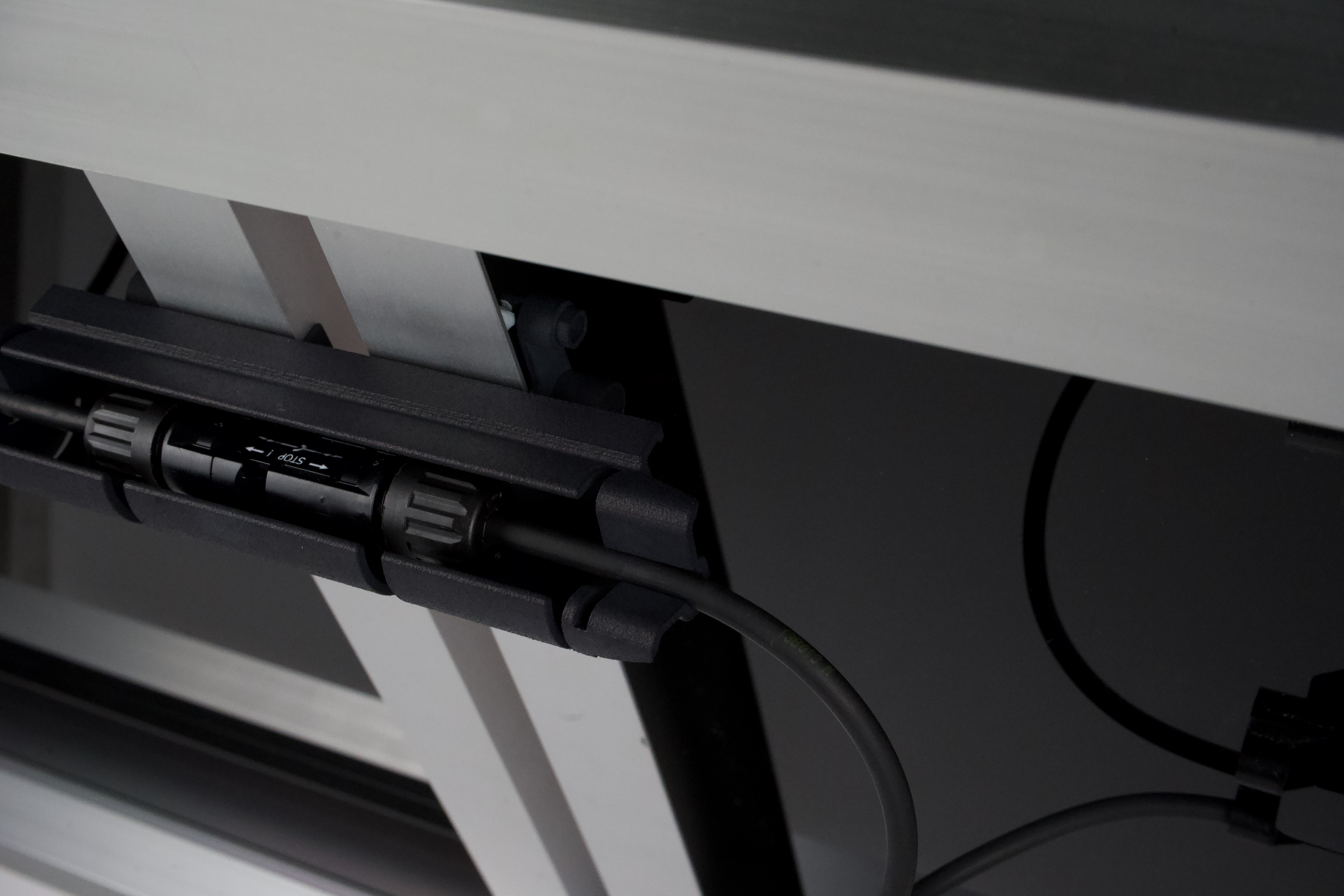 Capped connector not installed on frame