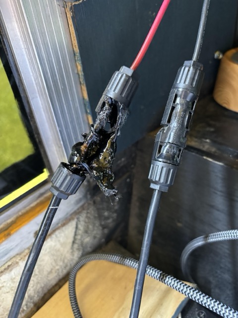 Solar DC Connector Image 1